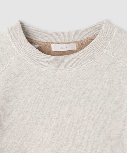 NAVY(ネイビー)の「nAvy 裏シャギーラ グラントレーナー(Tシャツ/カットソー・レディース・グレイッシュベージュ/ダークグリーン/杢グレー/スミクロ/オートミール・L/M)」の7枚目の写真