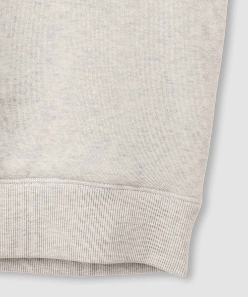NAVY(ネイビー)の「nAvy 裏シャギーラ グラントレーナー(Tシャツ/カットソー・レディース・グレイッシュベージュ/ダークグリーン/杢グレー/スミクロ/オートミール・L/M)」の9枚目の写真