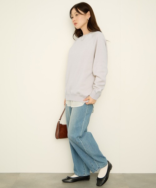 NAVY(ネイビー)の「nAvy 裏シャギーラ グラントレーナー(Tシャツ/カットソー・レディース・グレイッシュベージュ/ダークグリーン/杢グレー/スミクロ/オートミール・L/M)」の14枚目の写真