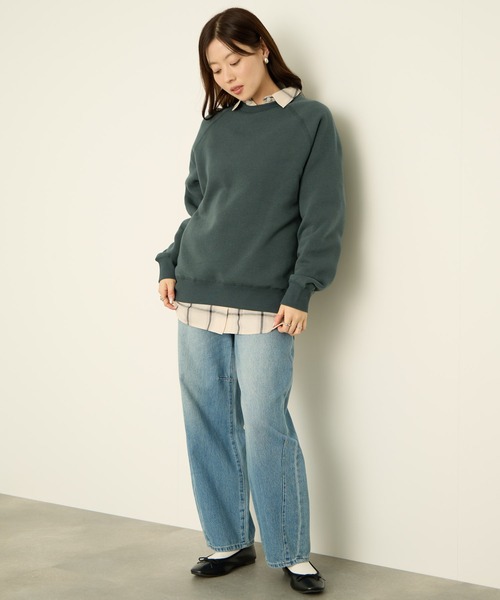 NAVY(ネイビー)の「nAvy 裏シャギーラ グラントレーナー(Tシャツ/カットソー・レディース・グレイッシュベージュ/ダークグリーン/杢グレー/スミクロ/オートミール・L/M)」の20枚目の写真
