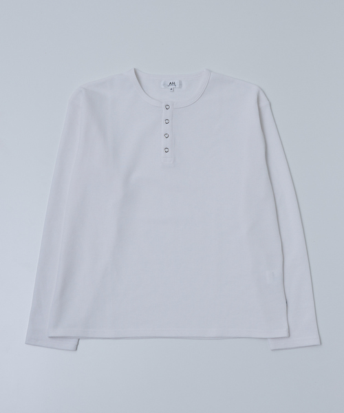 AH ABAHOUSE（エーエイチアバハウス）の「MODERN KANOKO SNAP HENRY NECK LONG SLEEVE T-SHIRT / モダン カノコ スナップ ヘンリーネック ロングスリーブTシャツ（Tシャツ/カットソー・メンズ・グレイッシュベージュ/ホワイト/ブラック・44/46/48）」の10枚目の写真