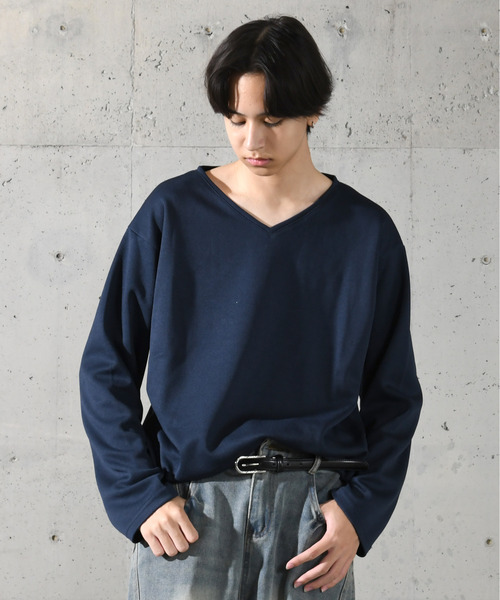 neos(ネオス)の「【neos】ルーズシルエット 裾ドローコード デザイン Vネック ロングスリーブ カットソー(Tシャツ/カットソー・メンズ・ネイビー/ホワイト/チャコールグレー/ブルー/ブラック・MEDIUM/LARGE)」の4枚目の写真