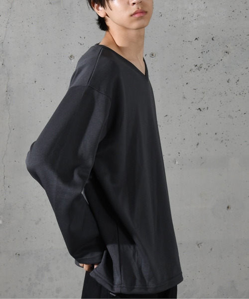 neos(ネオス)の「【neos】ルーズシルエット 裾ドローコード デザイン Vネック ロングスリーブ カットソー(Tシャツ/カットソー・メンズ・ネイビー/ホワイト/チャコールグレー/ブルー/ブラック・MEDIUM/LARGE)」の19枚目の写真