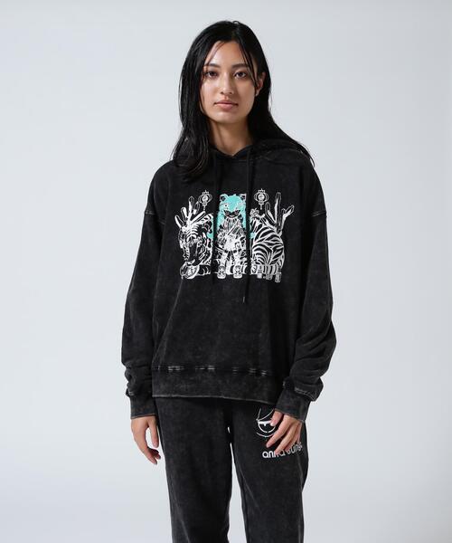 anna sui nyc(アナ スイ エヌ ワイ シー)の「anna sui nyc/アナ スイ エヌワイシー/『×寺田てら』TERAスウェットフーディー/15213344(パーカー・レディース・ブラック/ピンク・F)」の7枚目の写真