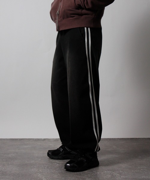 NYLAUS（ナイラス）の「【Nylaus】ヴィンテージ ストレッチ デニムワイドパンツ イージーパンツ デニムスウェットパンツ（デニムパンツ・メンズ・ネイビー/ブラック・L/M）」の2枚目の写真