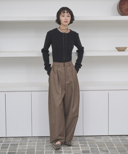 AIC.（エーアイシー）の「ミックスツイルコクーンワイドパンツ（スラックス・レディース・ダークブラウン/アイボリー・FREE）」の18枚目の写真