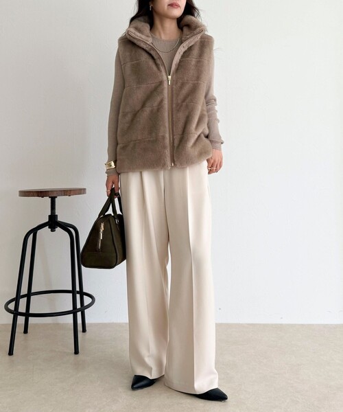 fredy emue（フレディエミュ）の「ボーダーキルトファーベスト（その他アウター・レディース・ブラウン/アイボリー・38）」の3枚目の写真