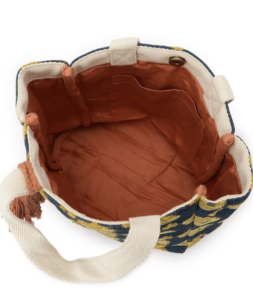 SHOO・LA・RUE(シューラルー)の「インド製ジャカードランチトートバッグ(トートバッグ・レディース・ベージュ系3/ライトグレー系3/グリーン系その他5/ブラック系3/ベージュ系その他6・00)」の13枚目の写真