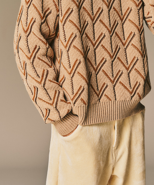 417 EDIFICE（フォーワンセブンエディフィス）の「ジオメ ジャガードニットクルー（ニット/セーター・メンズ・オレンジ/ベージュ/ブラック・MEDIUM/LARGE）」の17枚目の写真
