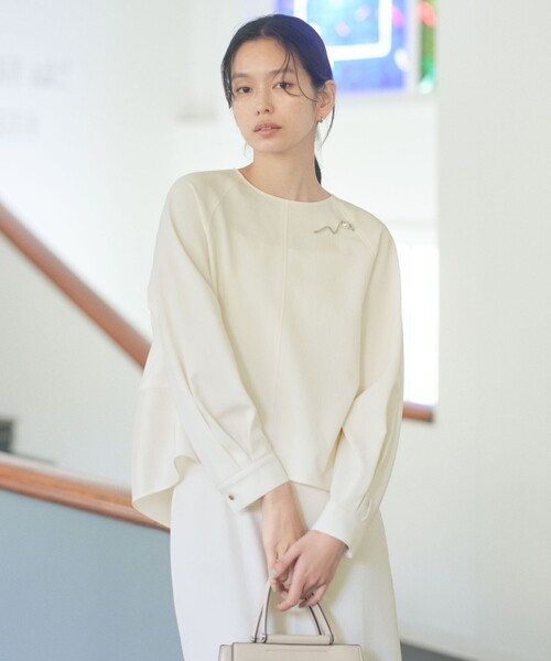 green label relaxing（グリーンレーベルリラクシング）の「［size SHORTあり］fleurie(フルリー) フォルム プルオーバー ブラウス（シャツ/ブラウス・レディース・オフホワイト/ライム/ネイビー/ブラック・FREE/SHORT）」の5枚目の写真