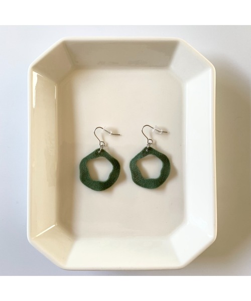 tone(トーン)の「【TOMEI LAB】フロッキー ピアス(MA)(ピアス(両耳用)・レディース・カーキ/ブルー系その他/ワインレッド・FREE)」の10枚目の写真