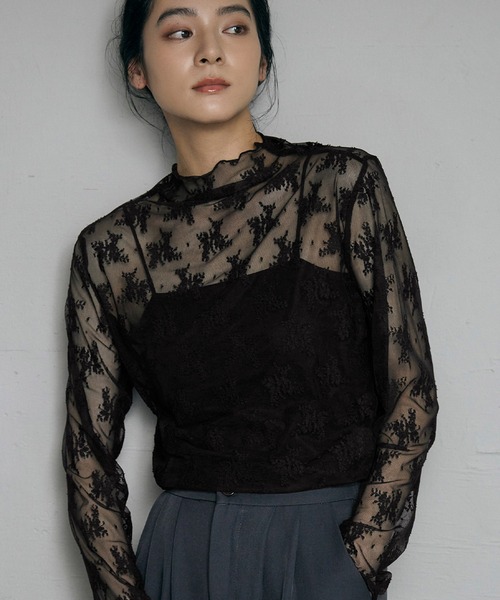 LOWO(ロワ)の「シースルートップス シアートップス 長袖 ハイネック インナー カットソー レース 刺繍 レイヤード オケージョン 結婚式 パーティー お呼ばれ(Tシャツ/カットソー・レディース・ブラック系その他/アイボリー/ブラック/ホワイト/ホワイト系その他・FREE)」の8枚目の写真