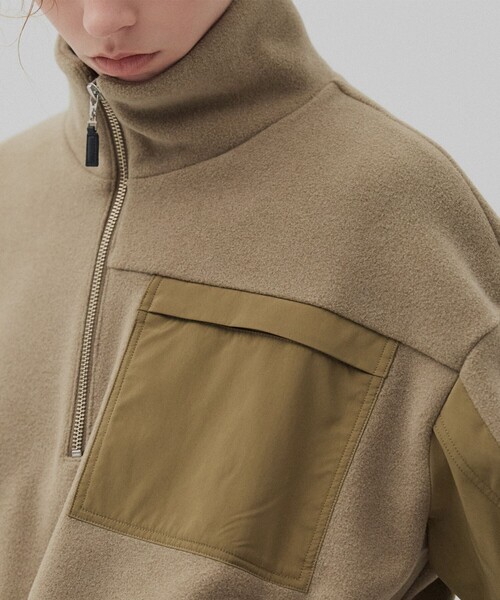 PUBLIC TOKYO(パブリックトウキョウ)の「コンビハーフジッププルオーバー(パーカー・レディース・カーキ/ネイビー・FREE)」の12枚目の写真