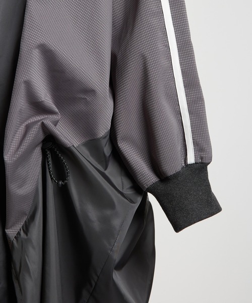 gomme（ゴム）の「ハイネックタフタワンピース（ワンピース・レディース・ブラック/チャコールグレー・MEDIUM）」の7枚目の写真