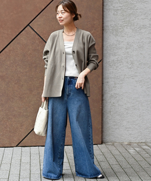 JOURNAL STANDARD relume(ジャーナルスタンダード レリューム)の「《WEB限定追加2》ウォッシャブルストレッチニットVネックカーディガン(カーディガン/ボレロ・レディース・ライトグレー/ブラウン・FREE)」の3枚目の写真
