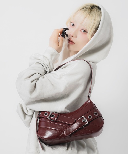 17HR（セブンティーンアワーズ）の「ダブルベルトハンドバッグ（ハンドバッグ・レディース・レッド/ブラウン/ブラック・FREE）」の22枚目の写真