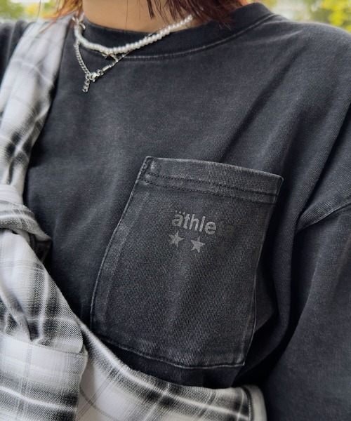 ATHLETA（アスレタ）の「［ athleta ］ピグメントウォッシュロングスリーブプリントTシャツ（Tシャツ/カットソー・レディース・グレー/グレイッシュベージュ/ブラック・M/L）」の6枚目の写真