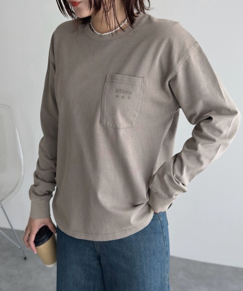 ATHLETA（アスレタ）の「［ athleta ］ピグメントウォッシュロングスリーブプリントTシャツ（Tシャツ/カットソー・レディース・グレー/グレイッシュベージュ/ブラック・M/L）」の14枚目の写真