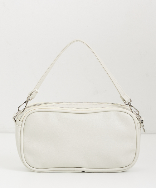 LOWELL things（ロウェル　シングス）の「【推し活】オシゴト/マルチポーチバッグ/ぬいポーチ/ハンドル付き/推し活ポーチ（トートバッグ・レディース・ブラック/オフホワイト・フリー）」の7枚目の写真