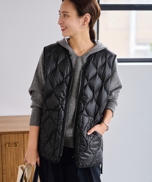 FRAMeWORK（フレームワーク）の「TAION/タイオン MILITARY V NECK WZIPダウンベスト（ダウンジャケット/コート・レディース・ホワイト/ブラック/ベージュ・FREE）」の8枚目の写真