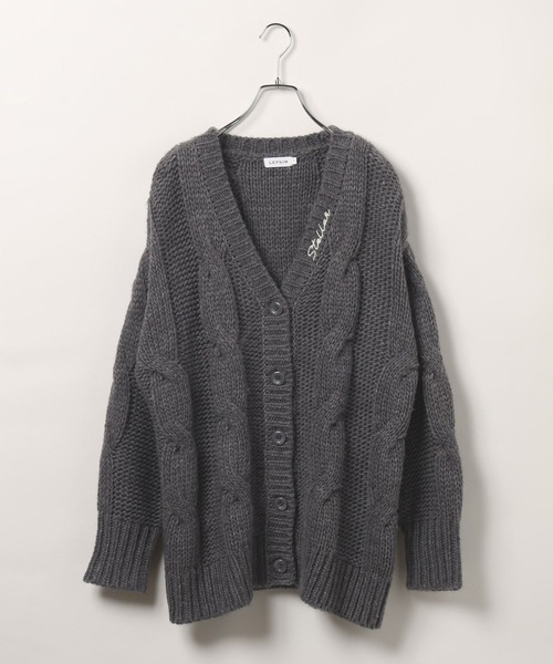 LEPSIM(レプシィム)の「2ゲージケーブル刺繍ロゴカーディガン 603794(カーディガン/ボレロ・レディース・チャコールグレー/グレイッシュベージュ・FREE)」の15枚目の写真