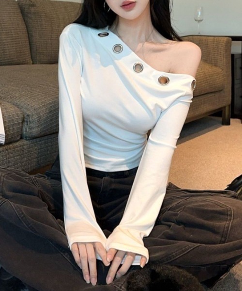 SHEENA(シーナ)の「アイレットワンショルダートップス(Tシャツ/カットソー・レディース・ホワイト/ブラック・M)」の18枚目の写真