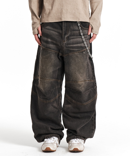 KICHUL(キチョル)の「Washed Biker Denim Pants (Black)(デニムパンツ・メンズ・その他・LARGE/SMALL/MEDIUM)」の1枚目の写真