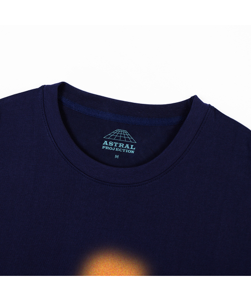 ASTRAL PROJECTION(アストラルプロジェクション)の「ビッグAオーバーサイズロングスリーブTシャツ_ネイビー(Tシャツ/カットソー・メンズ・その他・MEDIUM/X-LARGE/XX-LARGE/LARGE)」の3枚目の写真