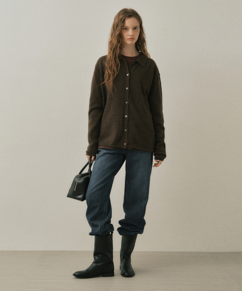 WEDNESDAYOASISFORWOMEN(ウェンズデー オアシス フォー ウーマン)の「アータムシグネチャーウールニットカーディガン_BROWN(WC25-KN43)(カーディガン/ボレロ・レディース・ブラウン・FREE)」の2枚目の写真