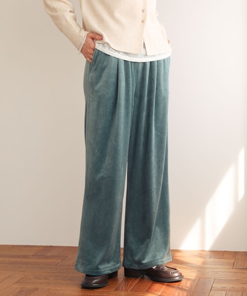 Green　Parks（グリーンパークス）の「ぽかぽか裏起毛ベロアイージーパンツ（その他パンツ・レディース・ブラック/サックスブルー/アイボリー/チャコールグレー・FREE）」の4枚目の写真