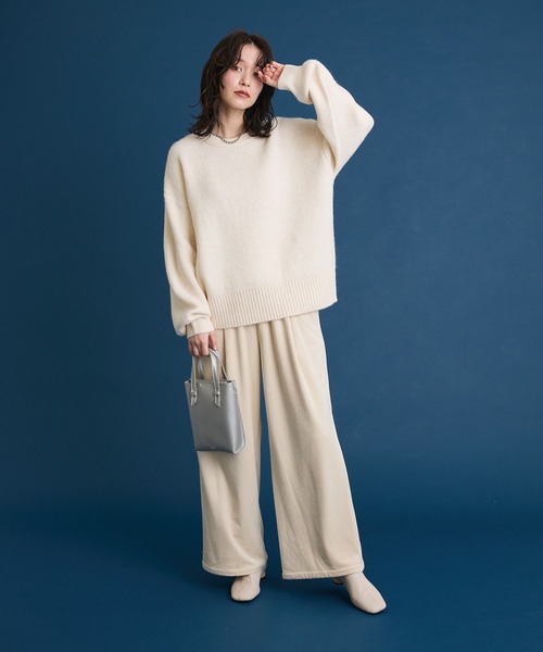 Green　Parks（グリーンパークス）の「ぽかぽか裏起毛ベロアイージーパンツ（その他パンツ・レディース・ブラック/サックスブルー/アイボリー/チャコールグレー・FREE）」の5枚目の写真