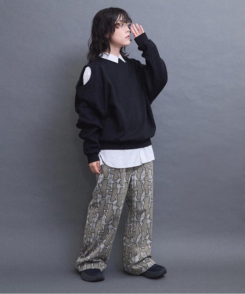 I am I in fact...(アイアムアイインファクト)の「ADVANCE裏毛 変形スウェット(スウェット・レディース・グレー/ブラック・FREE)」の22枚目の写真