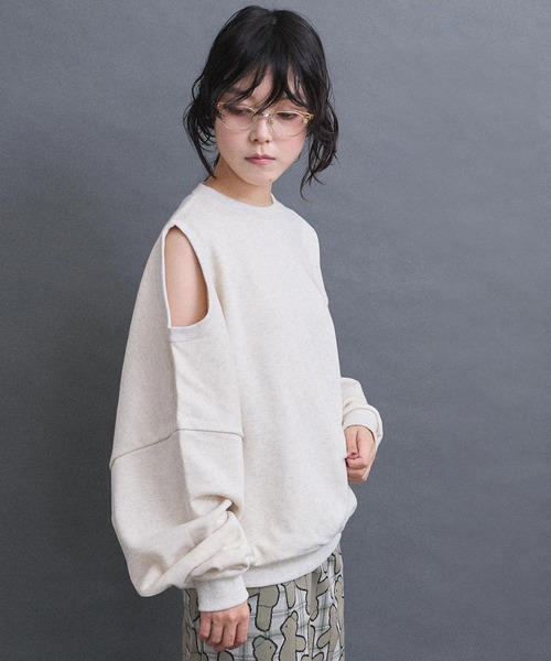 I am I in fact...(アイアムアイインファクト)の「ADVANCE裏毛 変形スウェット(スウェット・レディース・グレー/ブラック・FREE)」の3枚目の写真