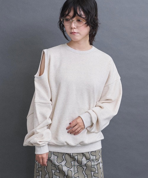 I am I in fact...(アイアムアイインファクト)の「ADVANCE裏毛 変形スウェット(スウェット・レディース・グレー/ブラック・FREE)」の8枚目の写真