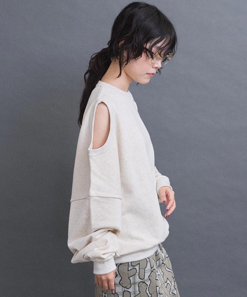 I am I in fact...(アイアムアイインファクト)の「ADVANCE裏毛 変形スウェット(スウェット・レディース・グレー/ブラック・FREE)」の5枚目の写真