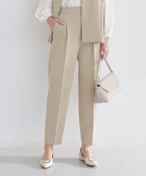 THE SHOP TK （ザ ショップ ティーケー ）の「【通勤・セレモニー】美脚シルエット ダブルクロステーパードパンツ/セットアップ可（その他パンツ・レディース・ベージュ/ブラック/ネイビー・12/14/13/11）」の2枚目の写真