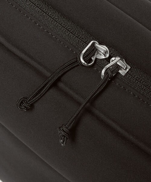 BEAUTY&YOUTH UNITED ARROWS（ビューティーアンドユースユナイテッドアローズ）の「【WEB限定】小松マテーレ キューブ ショルダー バッグ A4（ショルダーバッグ・メンズ・ブラック・FREE）」の10枚目の写真