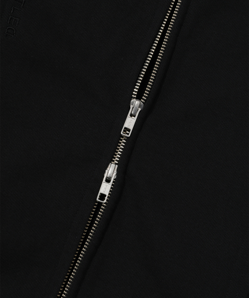 EPISODE UNTITLED（エピソードアンタイトルド）の「IN&OUT PATCHWORK ZIP-UP HOODIE_BLACK（パーカー・レディース・その他・1/2）」の5枚目の写真