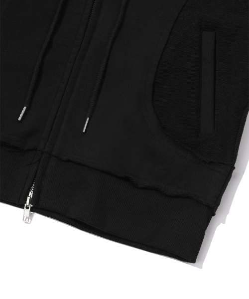 EPISODE UNTITLED（エピソードアンタイトルド）の「IN&OUT PATCHWORK ZIP-UP HOODIE_BLACK（パーカー・レディース・その他・1/2）」の7枚目の写真