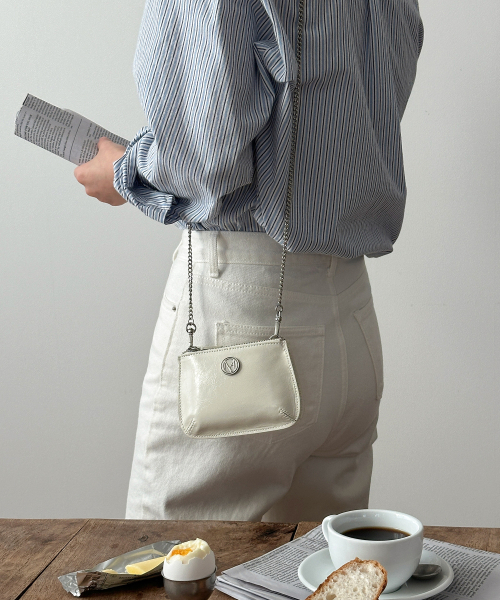 COTEDEMOI(コテドムア)の「Ecrin mini double chain bag - Cream(メッセンジャーバッグ・レディース・その他・FREE)」の3枚目の写真