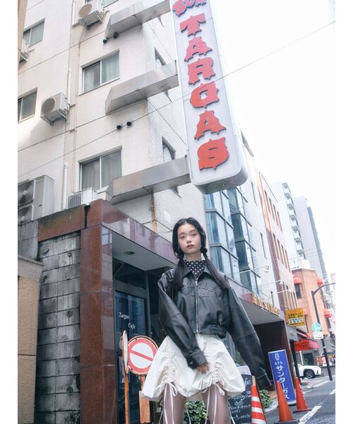 CALNAMUR(カルナムール)の「ドロストバルーンミニスカート(スカート・レディース・ブラウン/ホワイト/グリーン・FREE)」の13枚目の写真