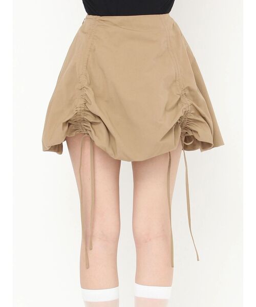 CALNAMUR（カルナムール）の「ドロストバルーンミニスカート（スカート・レディース・ホワイト/グリーン/ブラウン・FREE）」の15枚目の写真