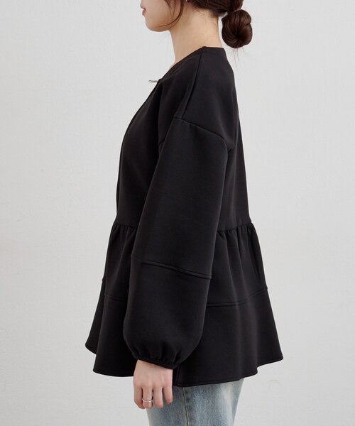 SHENERY(シーナリー)の「ポンチペプラムトップス(スウェット・レディース・ブラック/グレー/ホワイト・FREE)」の12枚目の写真