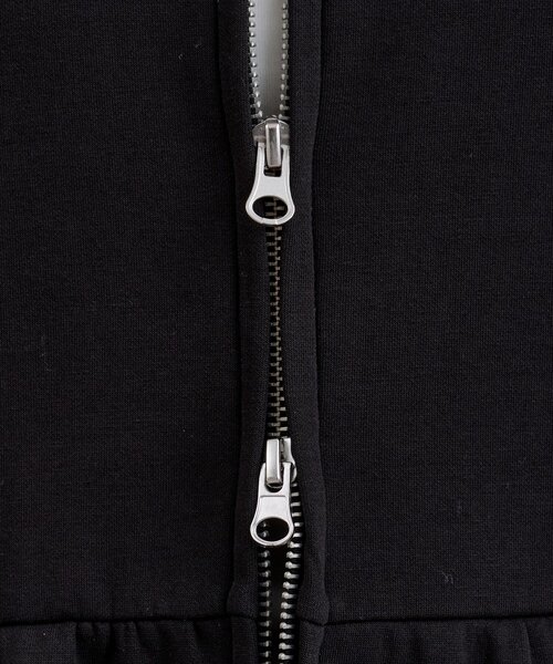 SHENERY(シーナリー)の「ポンチペプラムトップス(スウェット・レディース・ブラック/グレー/ホワイト・FREE)」の16枚目の写真