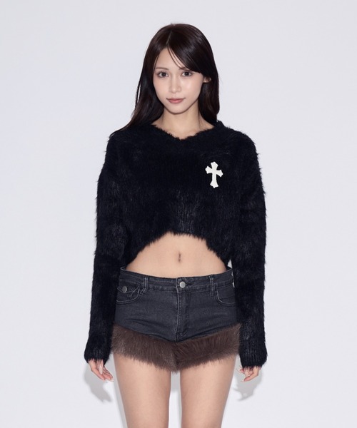 tinkerend（ティンカーエンド）の「V-neck Shaggy Cross Short Knit / Vネックシャギークロスショートニット（ニット/セーター・レディース・ブラック/グレー・FREE）」の3枚目の写真