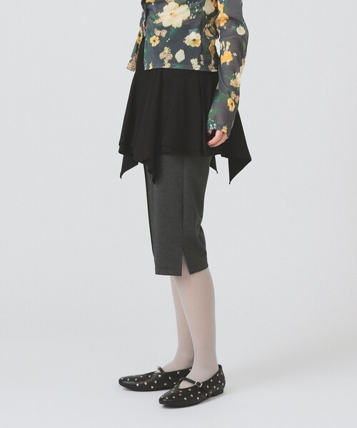 Ray BEAMS(レイビームス)の「イレギュラー ヘム ミニスカート(スカート・レディース・ブラック/チャコールグレー・0/1)」の17枚目の写真