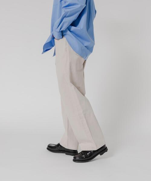 URBAN RESEARCH(アーバンリサーチ)の「11.8oz COL/DENIM WIDE PANTS(デニムパンツ・メンズ・モカ/ライトベージュ・MEDIUM/LARGE)」の11枚目の写真