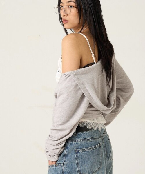 WHO'S WHO gallery（フーズフーギャラリー）の「EMBROIDERED LOGO SATIN SLIP CAMI（キャミソール・レディース・ホワイト/ネイビー/グレー/ブラック・FREE）」の17枚目の写真