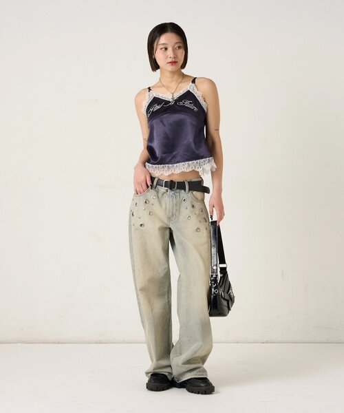 WHO'S WHO gallery（フーズフーギャラリー）の「EMBROIDERED LOGO SATIN SLIP CAMI（キャミソール・レディース・ホワイト/ネイビー/グレー/ブラック・FREE）」の14枚目の写真