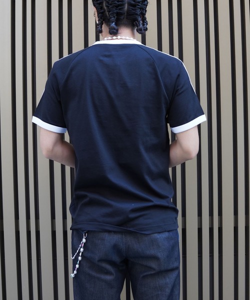 adidas(アディダス)の「adidas Originals(アディダスオリジナルス) 3-STRIPES TEE スリーストライプ Tシャツ ユニセックス【2026年春夏入荷モデル】(Tシャツ/カットソー・レディース・ブラック/ホワイト・L/M/S)」の6枚目の写真